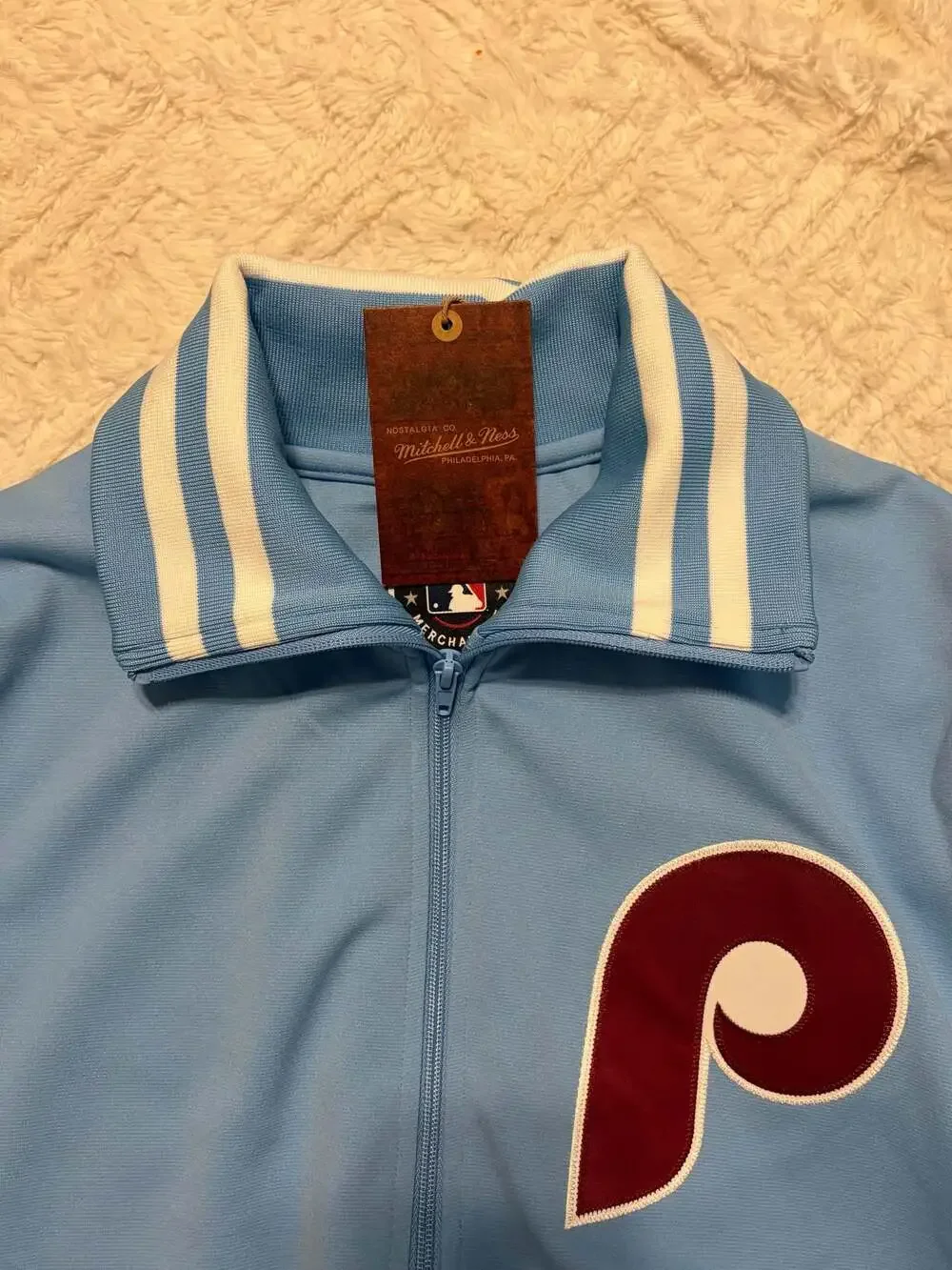 Vintage Full-Zip Philadelphia Phillies Batting Practice Cream Jacket,